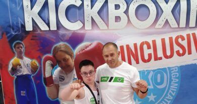 Ángel Rojas, deportista de Huétor Tájar con Síndrome de Down, se proclama campeón de España de Kick Boxing Inclusivo